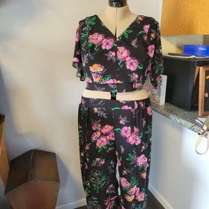 Torrid Black Floral Chiffon Tulip Leg Pant & Top, 2 piece set